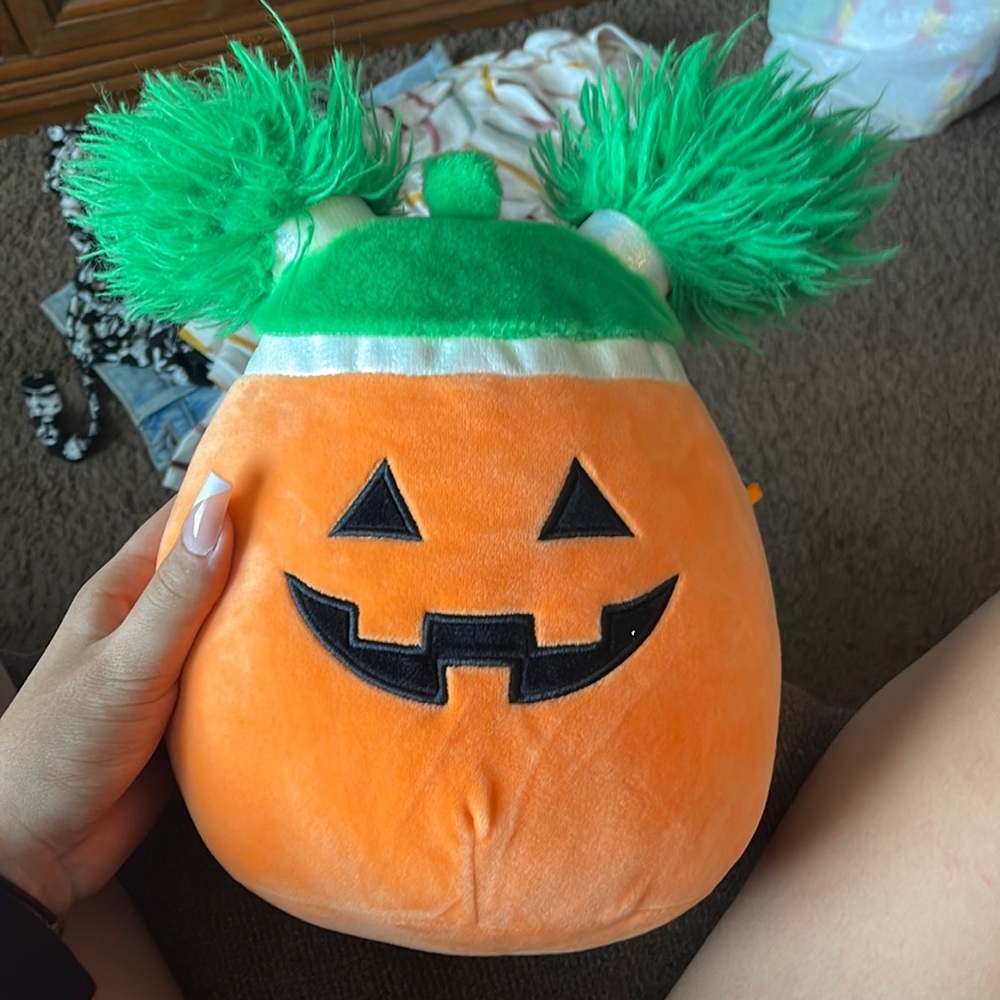 Halloween squishmallow